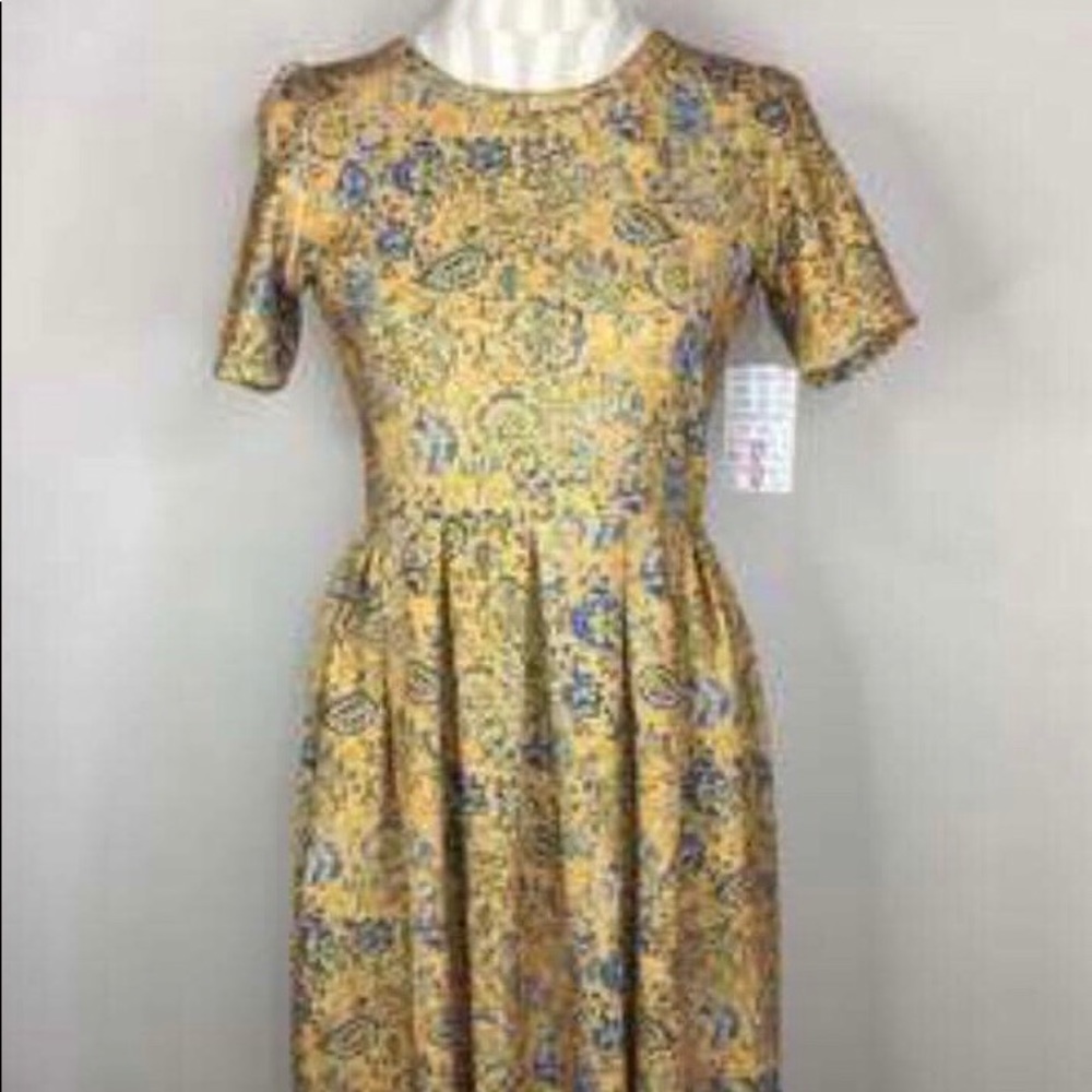 LuLaRoe Amelia - small